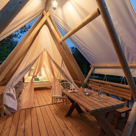 פורץ Eco Glamping- Fkk Nudist Camping Solaris מראה חיצוני תמונה