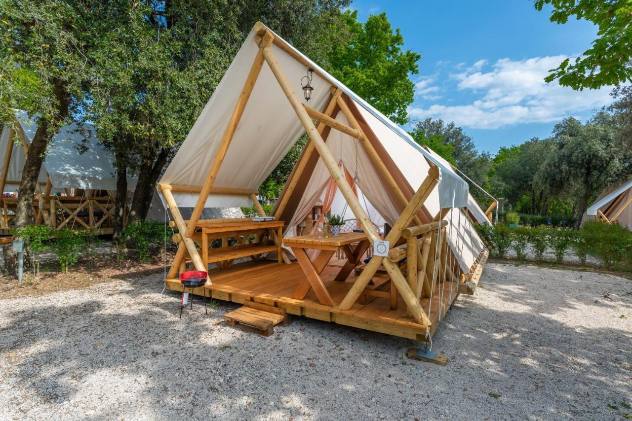 פורץ Eco Glamping- Fkk Nudist Camping Solaris מראה חיצוני תמונה