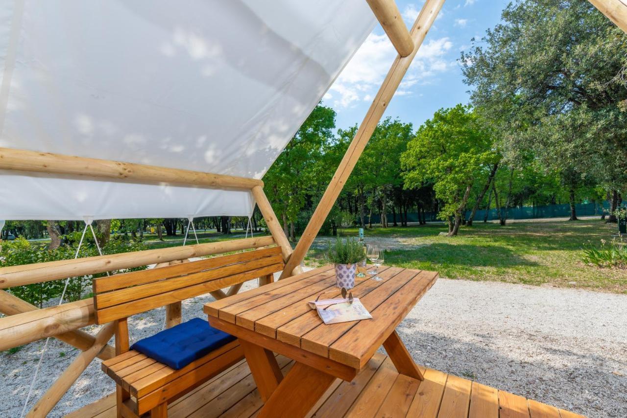 פורץ Eco Glamping- Fkk Nudist Camping Solaris מראה חיצוני תמונה