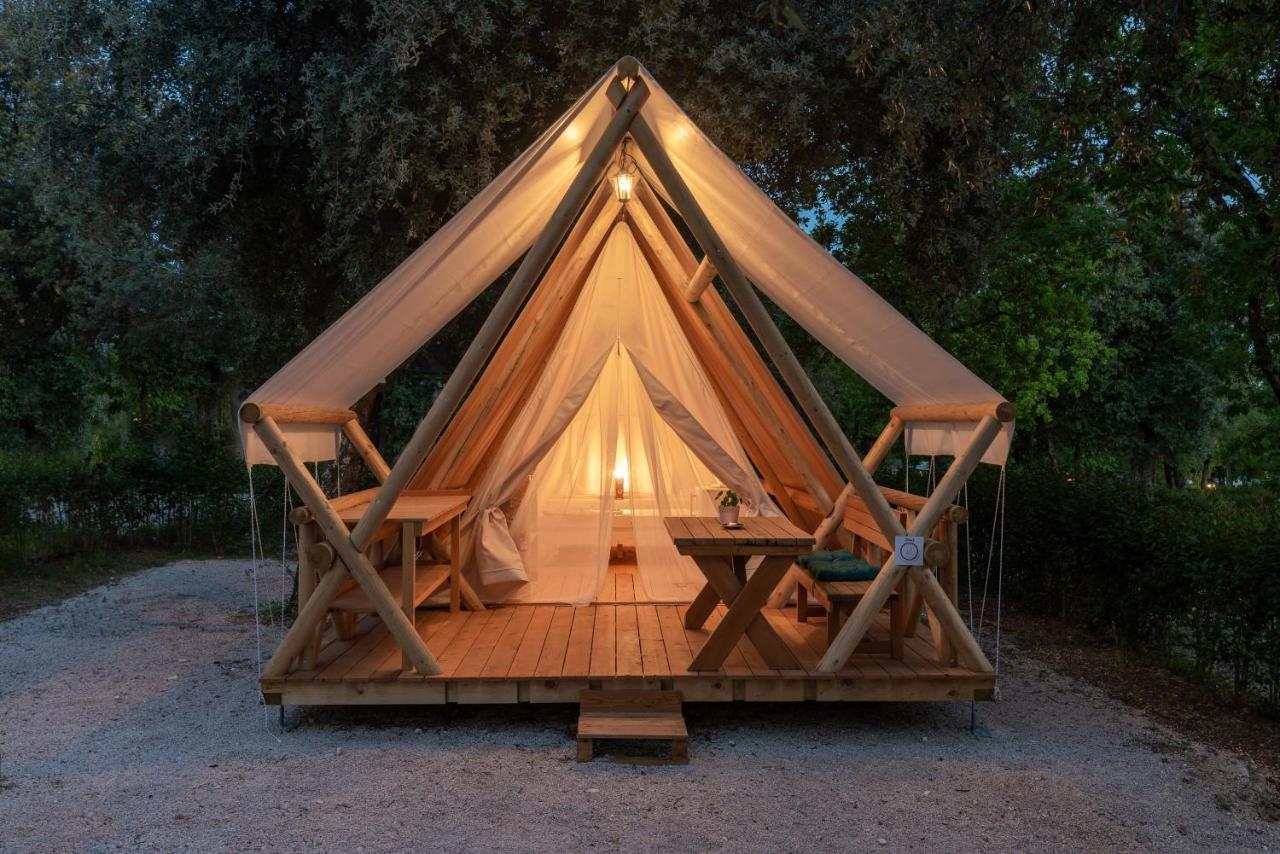 פורץ Eco Glamping- Fkk Nudist Camping Solaris מראה חיצוני תמונה